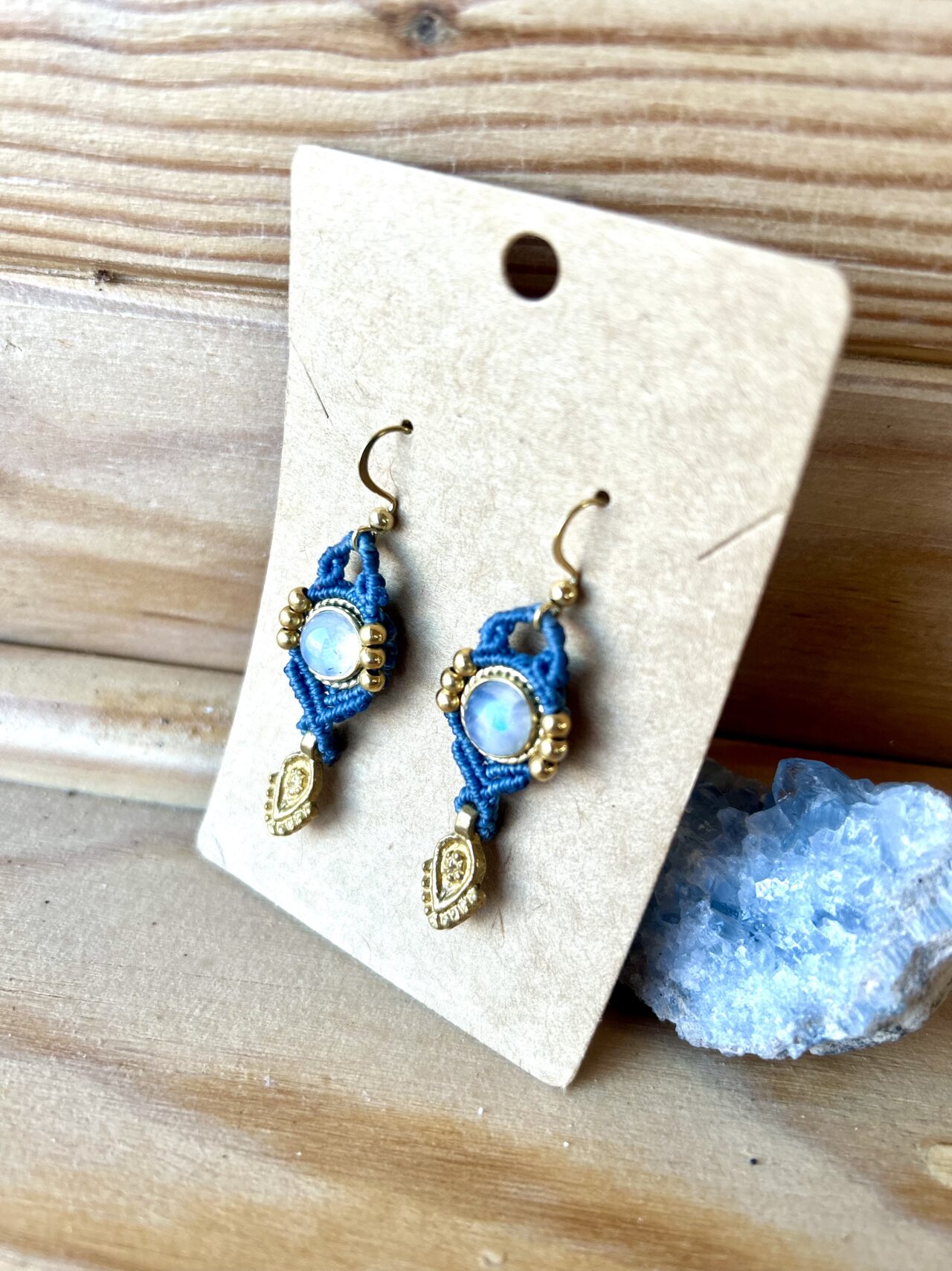 boucles d'oreilles macramé Toulouse, boucles d'oreilles macramé labradorite, boucles d'oreilles labradorite, boucles d'oreilles ethnique, tendance, fait main, boucles d'oreilles inca