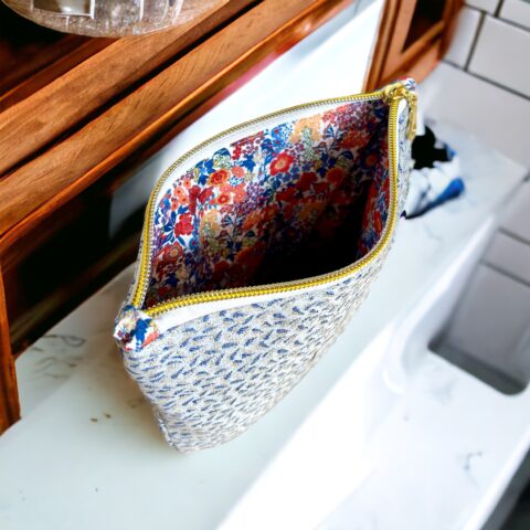 trousse colorée, pochette jacquard, pochette etsy, trousse etsy bleu, pochette bleu, trousse etsy, trousse créateur, pochette créateur, trousse fait en france, pochette liberty, trousse maquillage etsy