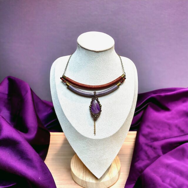 collier macramé améthyste, collier macramé etsy, collier macramé pierre naturelle, collier torque etsy, collier lithothérapie, collier bien-être, collier de créateur