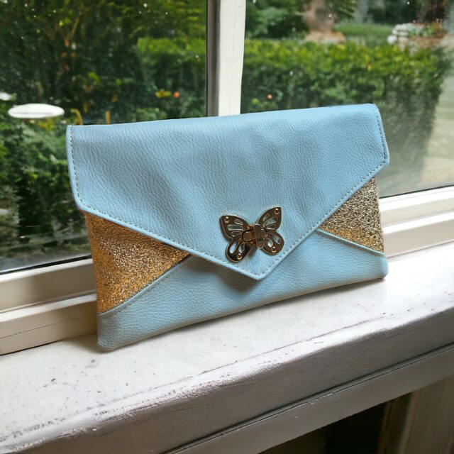 pochette de soirée, sac pochette etsy, sac pochette cuir, sac pochette bleu ciel, sac à main mariage, sac pochette enveloppe, sac pochette papillon