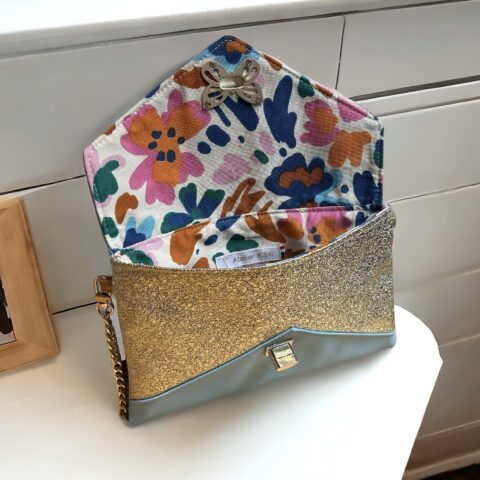 pochette de soirée, sac pochette etsy, sac pochette cuir, sac pochette bleu ciel, sac à main mariage, sac pochette enveloppe,